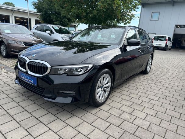 BMW 320d Touring xDrive 140 kW image number 1