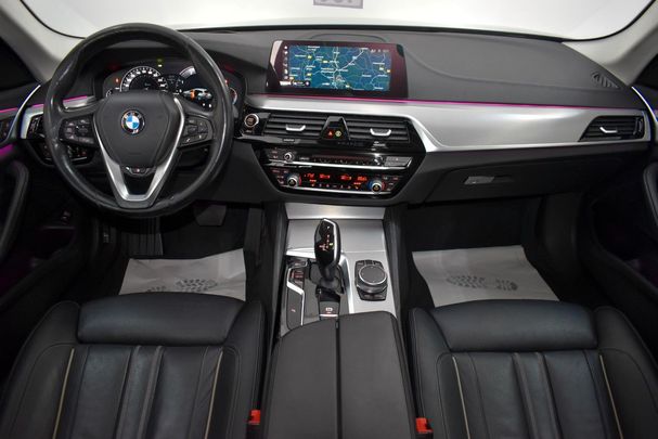 BMW 530d Touring Luxury Line 195 kW image number 4