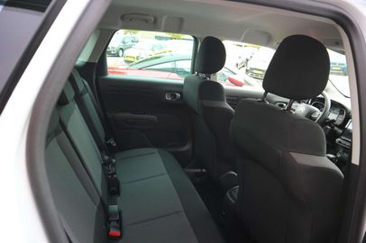 Car image 31