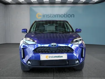 Car image 2