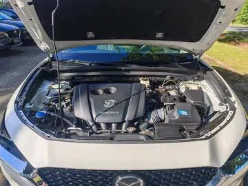 Car image 24