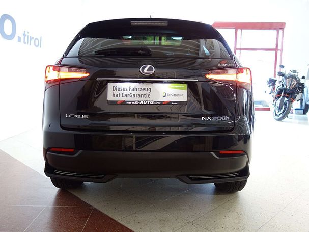 Lexus NX 300 h AWD 145 kW image number 6