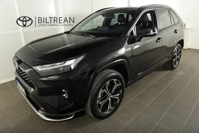 Car image 25
