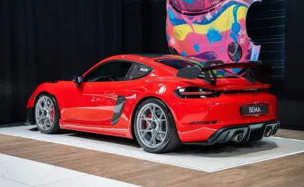 Car image 2
