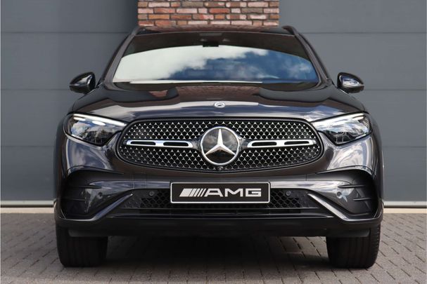 Mercedes-Benz GLC 300 e AMG Line Premium 4Matic 230 kW image number 13