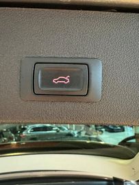 Car image 41