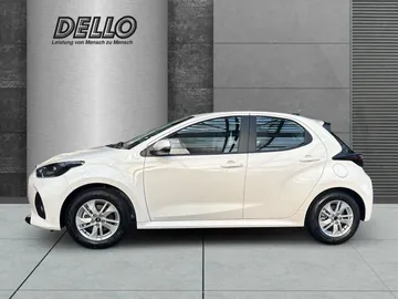 Car image 4
