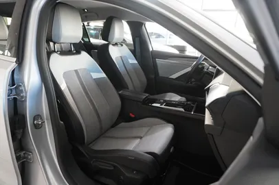 Car image 45
