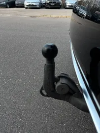 Car image 34