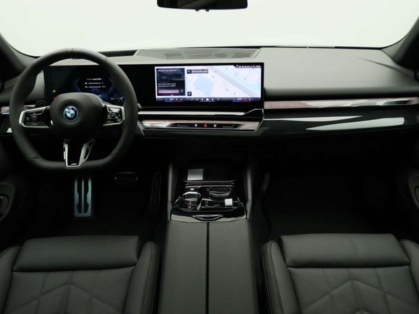 BMW 530 e 220 kW image number 8