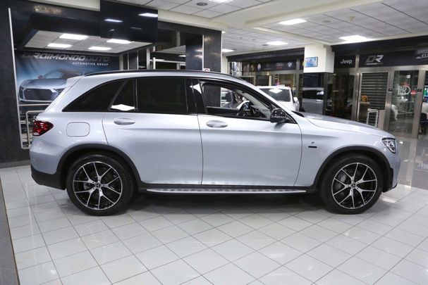 Mercedes-Benz GLC 300 de 4Matic 225 kW image number 4