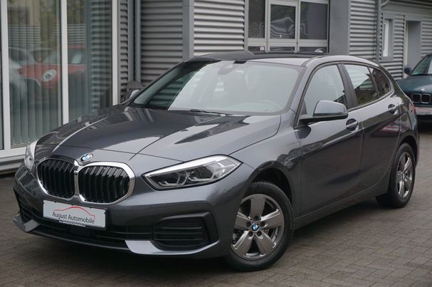 BMW 118i Advantage 103 kW image number 1