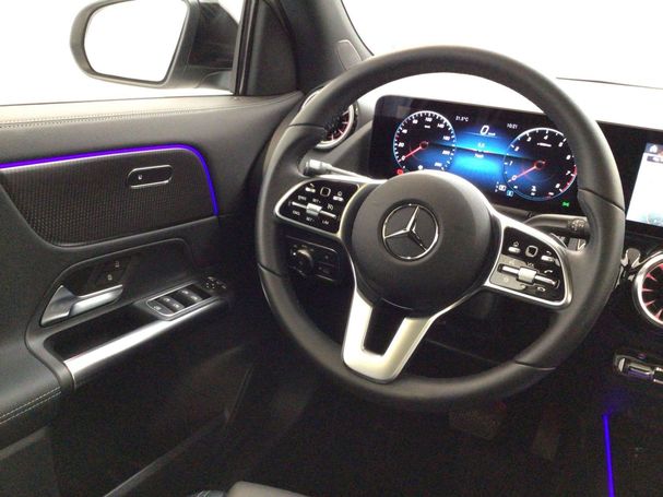 Mercedes-Benz GLA 180 100 kW image number 12