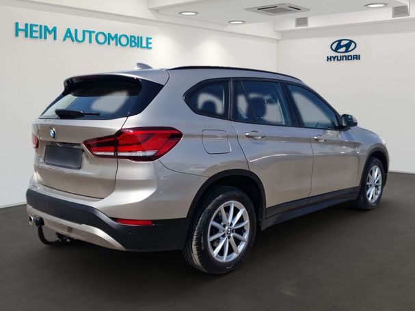 BMW X1 sDrive18i Advantage 100 kW image number 3