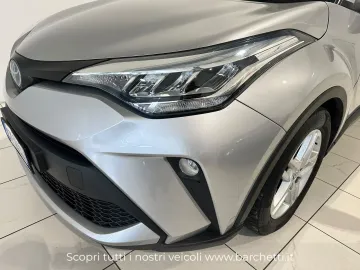 Car image 10