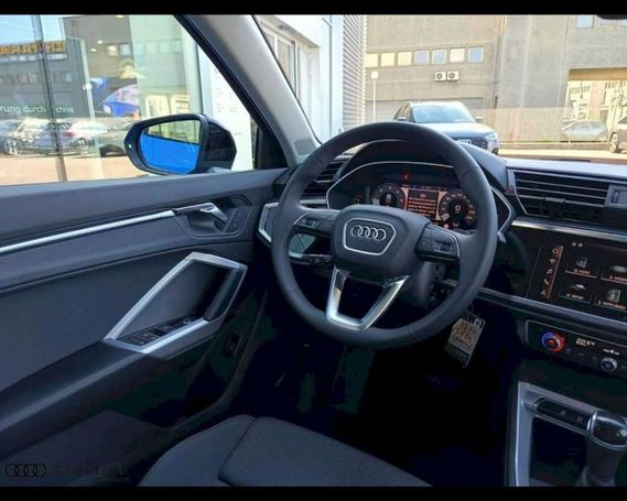 Audi Q3 35 TDI S tronic 110 kW image number 11