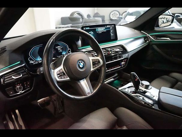 BMW 530 Touring 215 kW image number 4