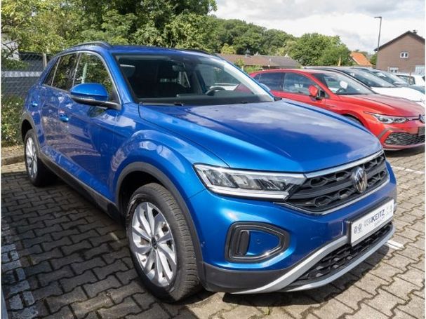 Volkswagen T-Roc 1.0 TSI T-Roc 81 kW image number 2