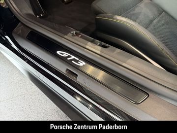 Car image 33