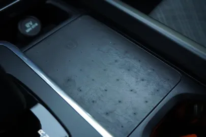 Car image 37
