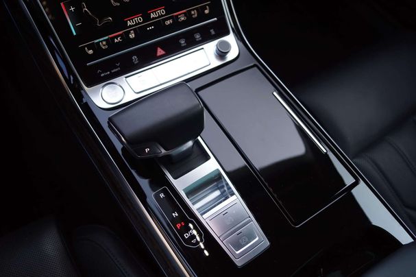 Audi A8 L 55 TFSI quattro 250 kW image number 22