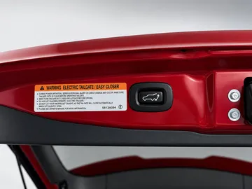 Car image 30