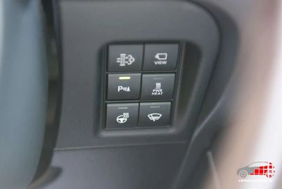 Car image 37