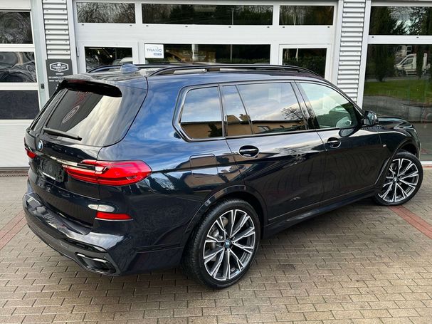 BMW X7 M xDrive 250 kW image number 6