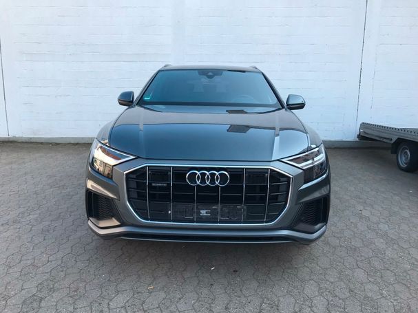 Audi Q8 50 TDI quattro S-line 210 kW image number 3