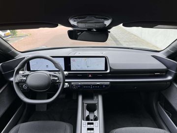 Car image 33