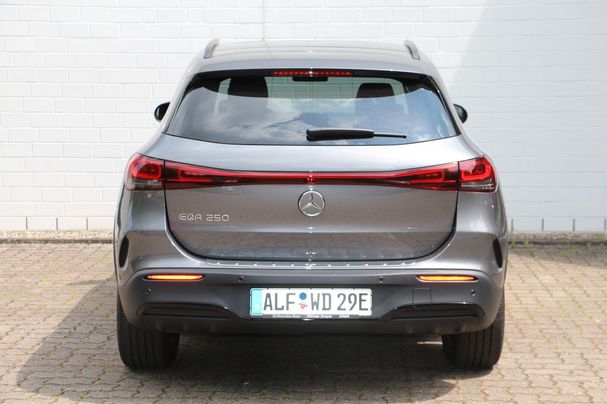 Mercedes-Benz EQA 250 140 kW image number 3