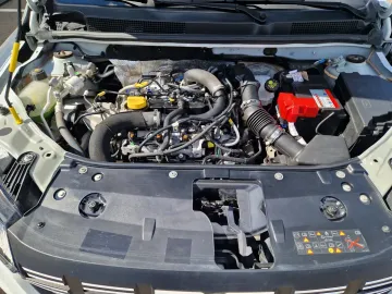 Car image 26