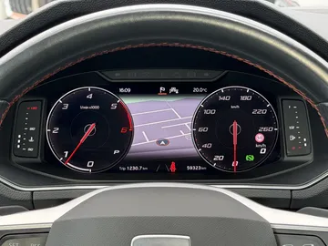 Car image 40