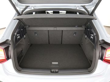 Car image 34