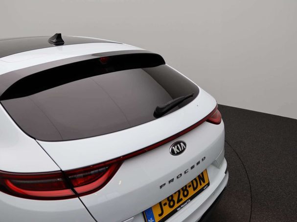 Kia ProCeed 1.4 T-GDI GT Line 103 kW image number 32