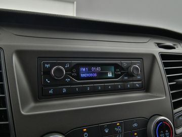 Car image 26