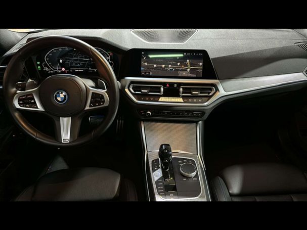 BMW 330 Touring M Sport 137 kW image number 5