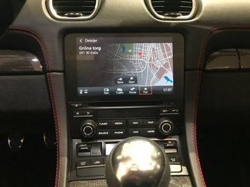 Car image 26