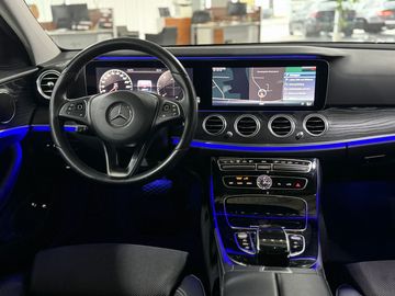 Car image 36