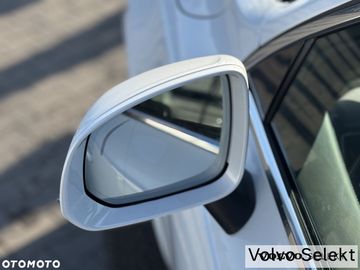 Car image 40
