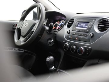 Car image 31