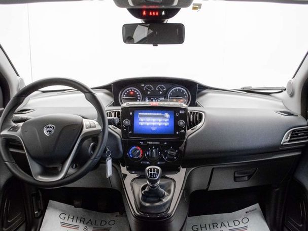 Lancia Ypsilon 51 kW image number 9