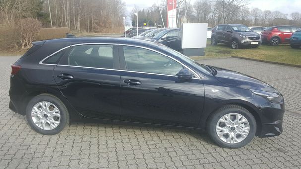 Kia Ceed 1.5 T-GDI JBL Sound Edition 118 kW image number 4