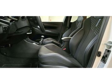 Car image 41