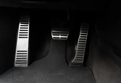 Car image 36
