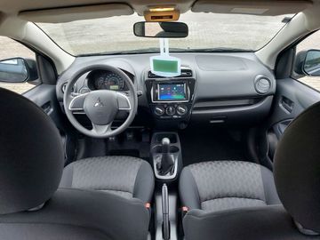 Car image 13