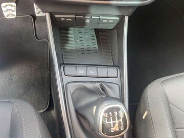 Car image 30