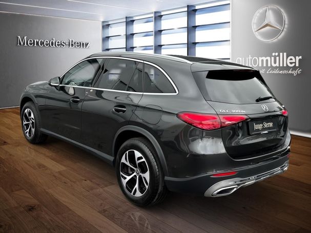 Mercedes-Benz GLC 300 de Avantgarde 245 kW image number 7