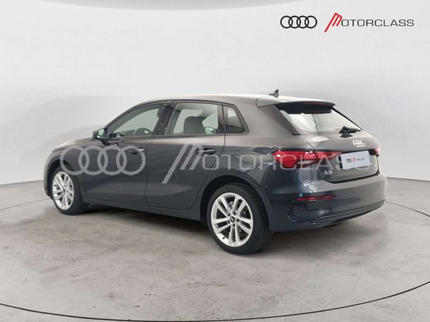 Audi A3 30 TDI S tronic Sportback Business 85 kW image number 4