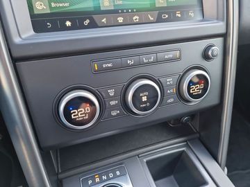 Car image 33